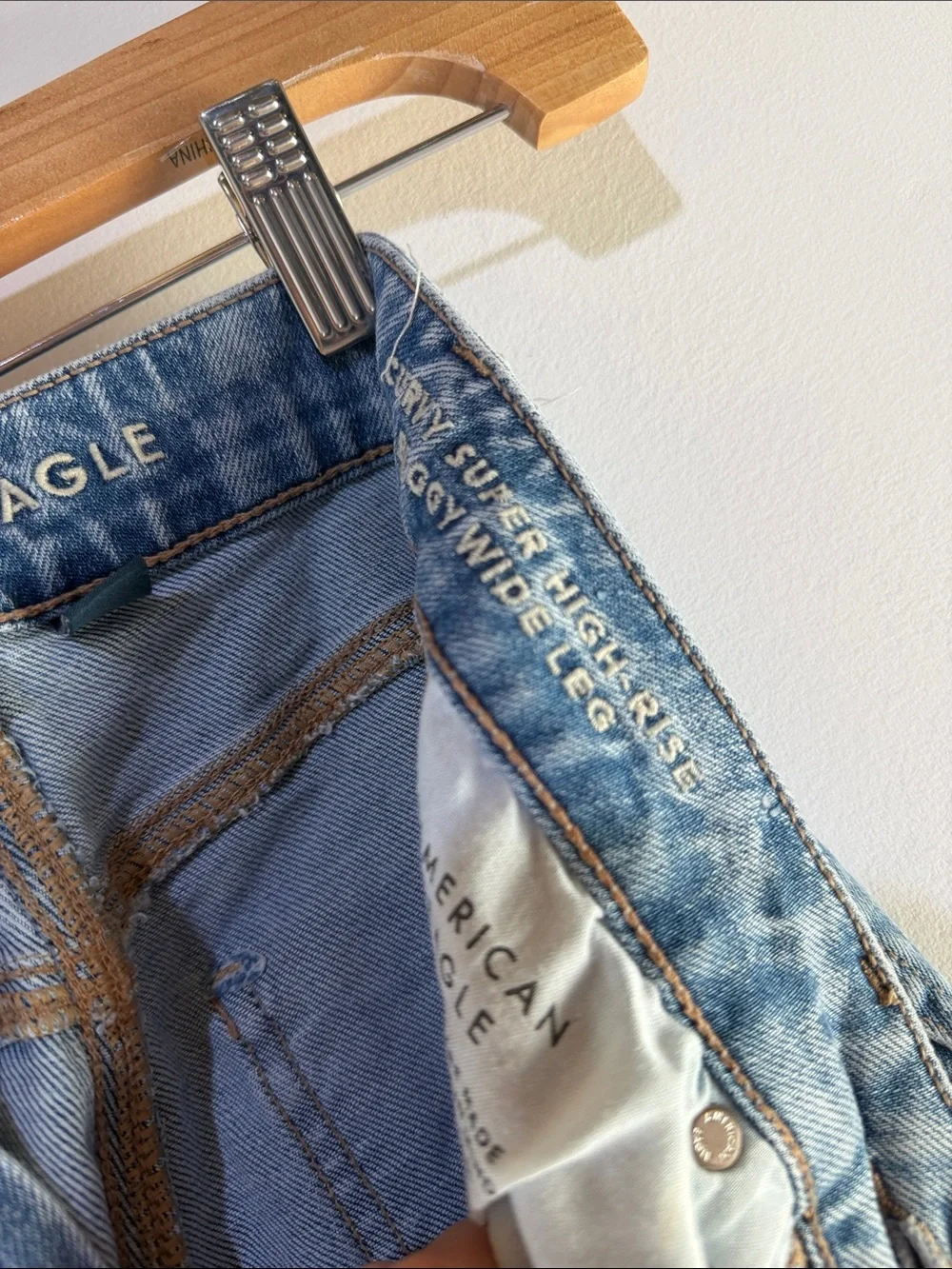 American Eagle Outfitters Jeans Denim Wide-Leg Curvy Baggy Stretch Cargo size 0